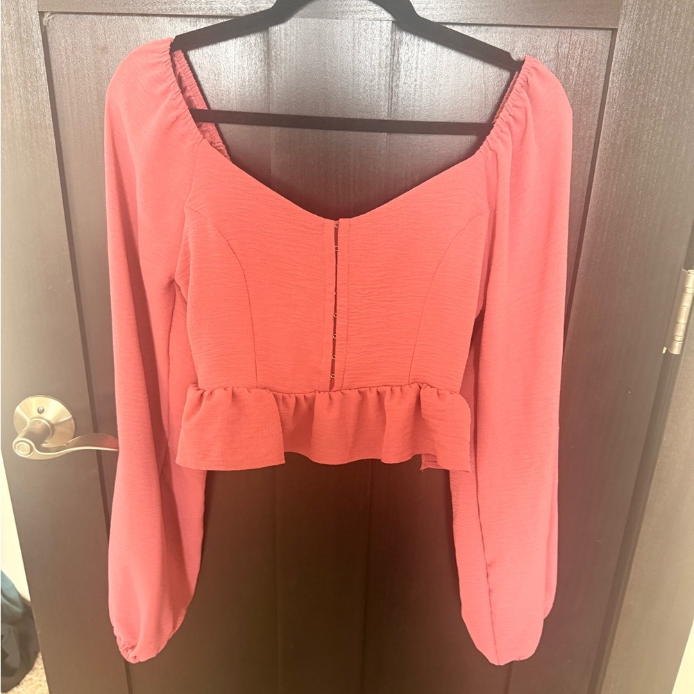 Altar'd State Coral Puff-Sleeve Peplum Crop Top